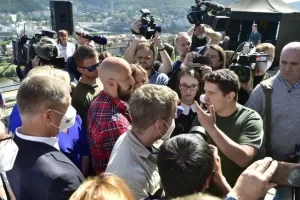 Babiš má po výstupu staršího syna silného zastánce: Zeman se obul do režiséra Klusáka