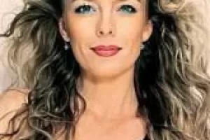 Lucie Benešová nahá
