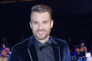 Monika Marešová Koblížková - Vzpomínky s hvězdičkou. Leoš Mareš si na plese nebral servítky a pronesl košilatý vtípek