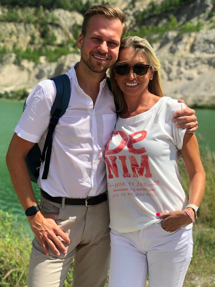Martin Chodúr a Ivona Selníková u Štrbského plesa - Foto: Instagram