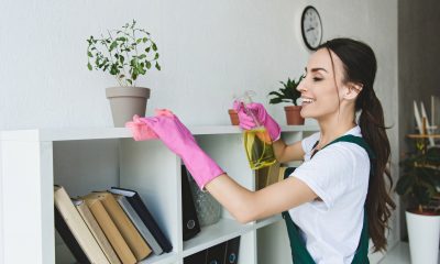 úklid obýváku / Foto: Depositphotos