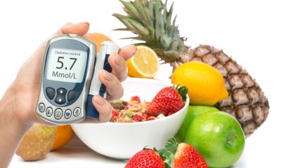 glukometr a ovoce / Foto: Depositphotos