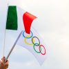 Italská vlajka a olympijská vlajka / Foto: Depositphotos